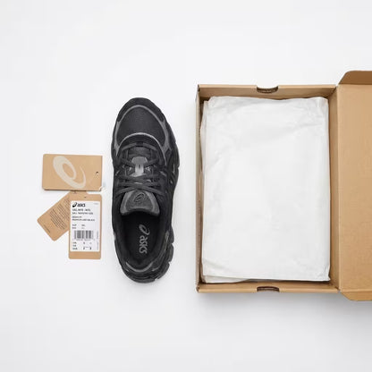 Verified ASICS Gel-NYC 1201A789-020 full clearance bundle inclusion with manufacturer box and tags.
