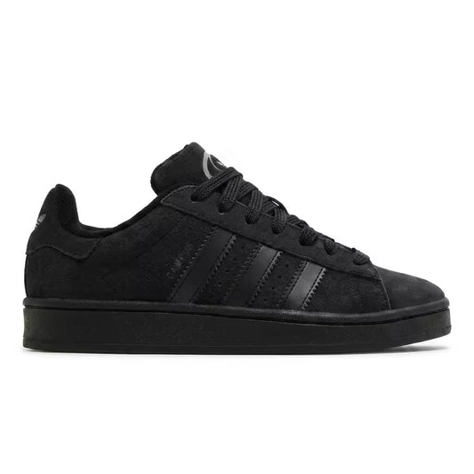 Verified adidas Campus JI4395 lateral profile on clinical white background.