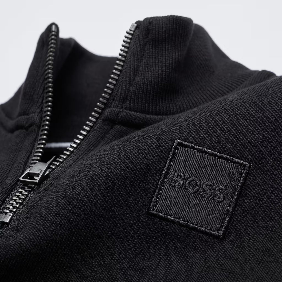 Moletom BOSS Zetrust com Gola de Zíper Preto