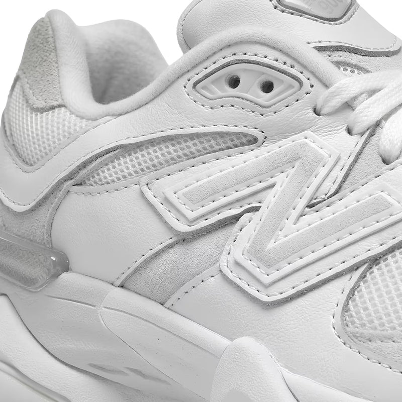 Verified New Balance 9060 Triple White U9060NRJ Heren Sneakers Volledig Wit inspection