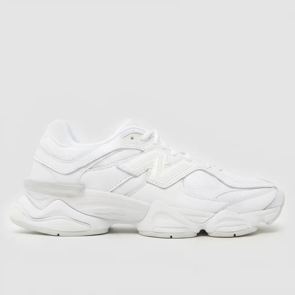 Tênis New Balance 9060 Triple White