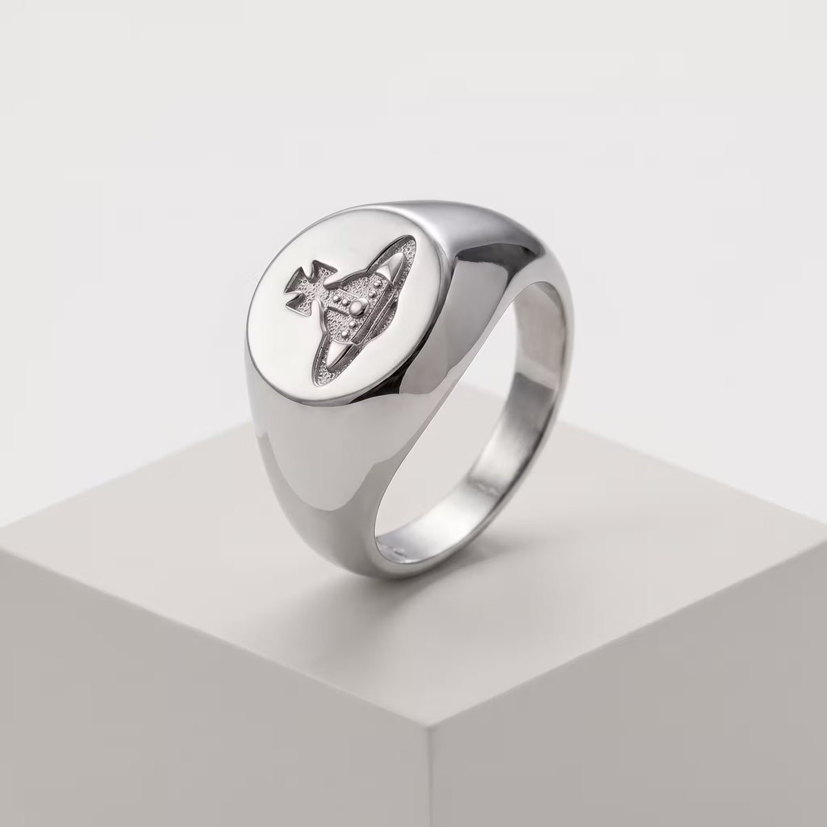 Vivienne Westwood Sigillo Ring Rhodium